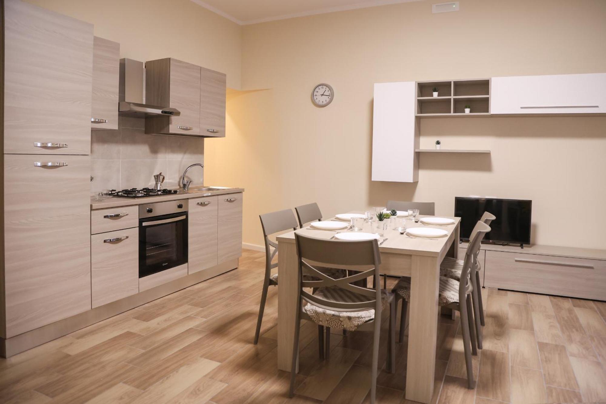 King Ladislao Apartment By Wonderful Italy เนเปิลส์ ภายนอก รูปภาพ