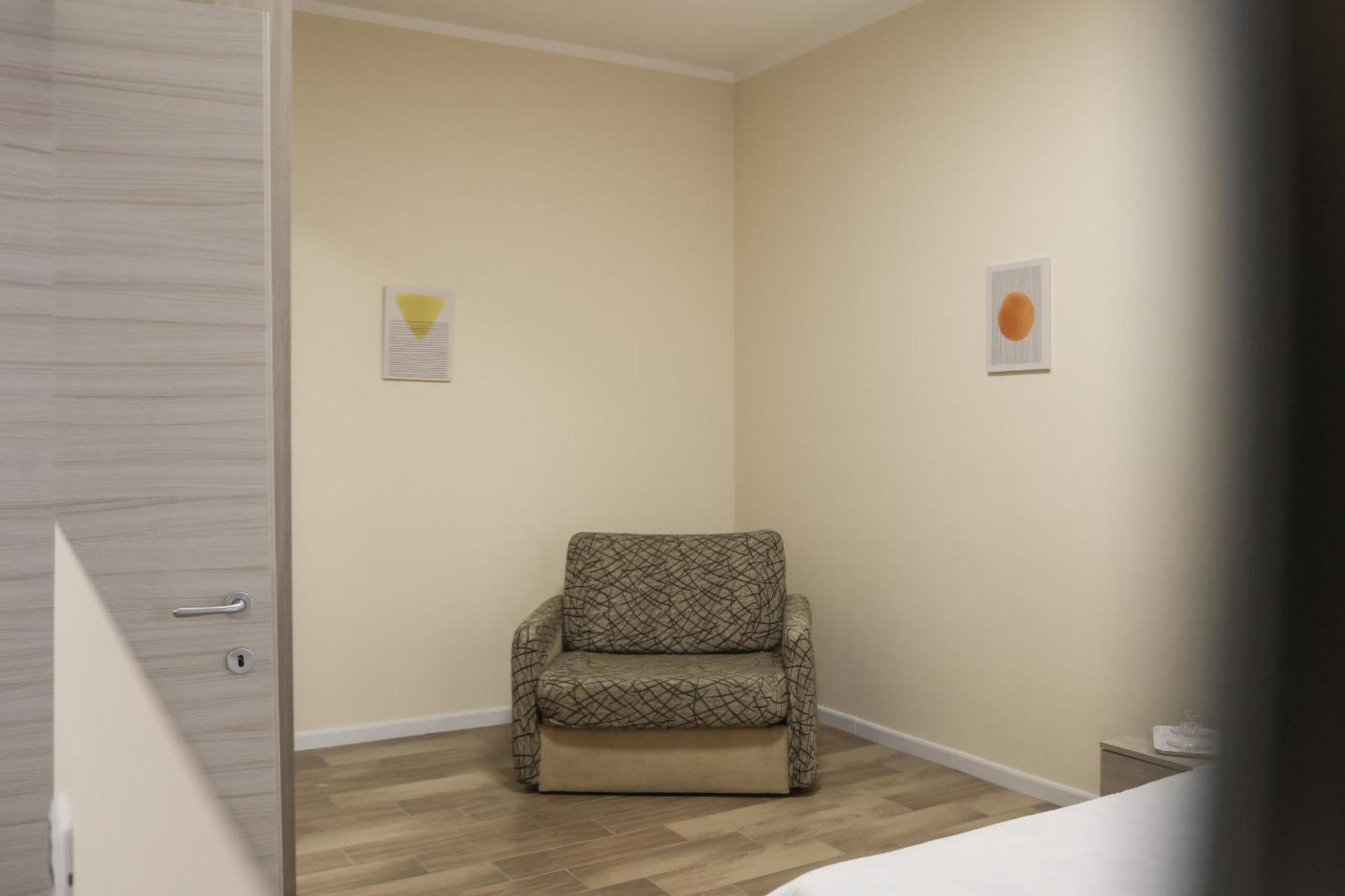 King Ladislao Apartment By Wonderful Italy เนเปิลส์ ภายนอก รูปภาพ